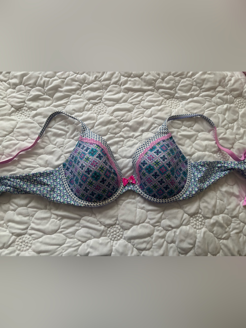 Patterned Underwire Bra in Pink and Blue